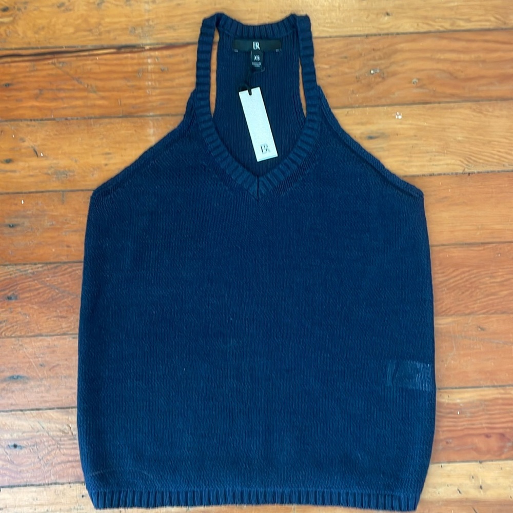 Banana Republic Women’s Linen Knit Navy Halter Top.